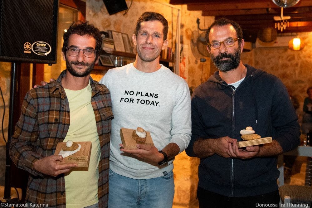 Έτρεξαν σε μία μοναδική διαδρομή στα βουνά της Δονούσας runbeat.gr